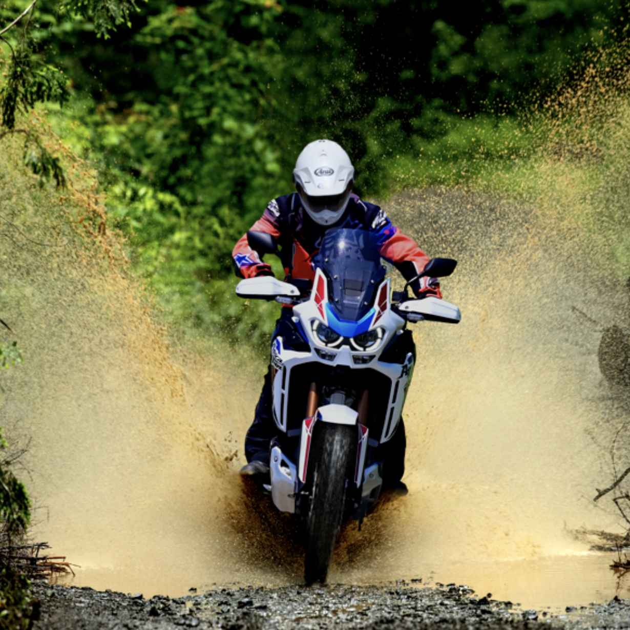 Arai Tour X5 on rider